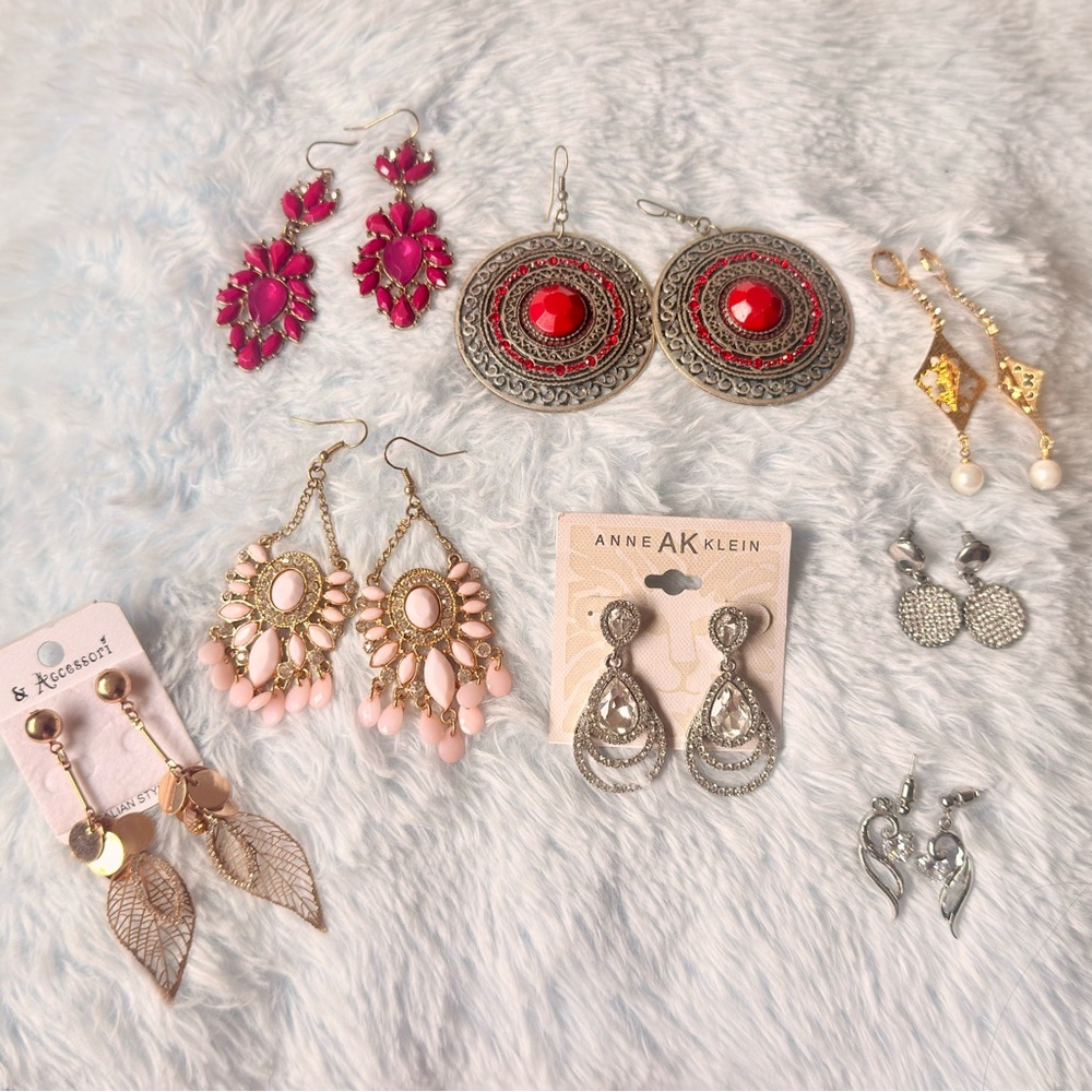 Earrings 8 pairs